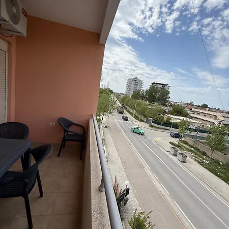 Rent * Vlorë